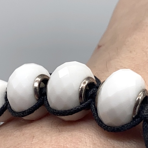 Natural faceted white agate macrame adjustable bracelet 🌺 - Picture 4 of 6